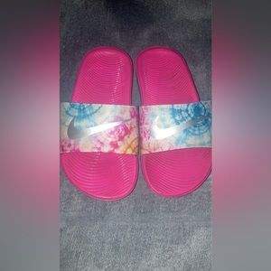 Nike tie dye slides